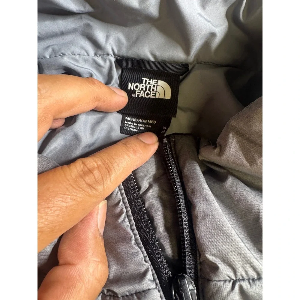 The North‎ Face Mens XL Silver Grey Quilted Puffer Jacket Full Zip Insulated